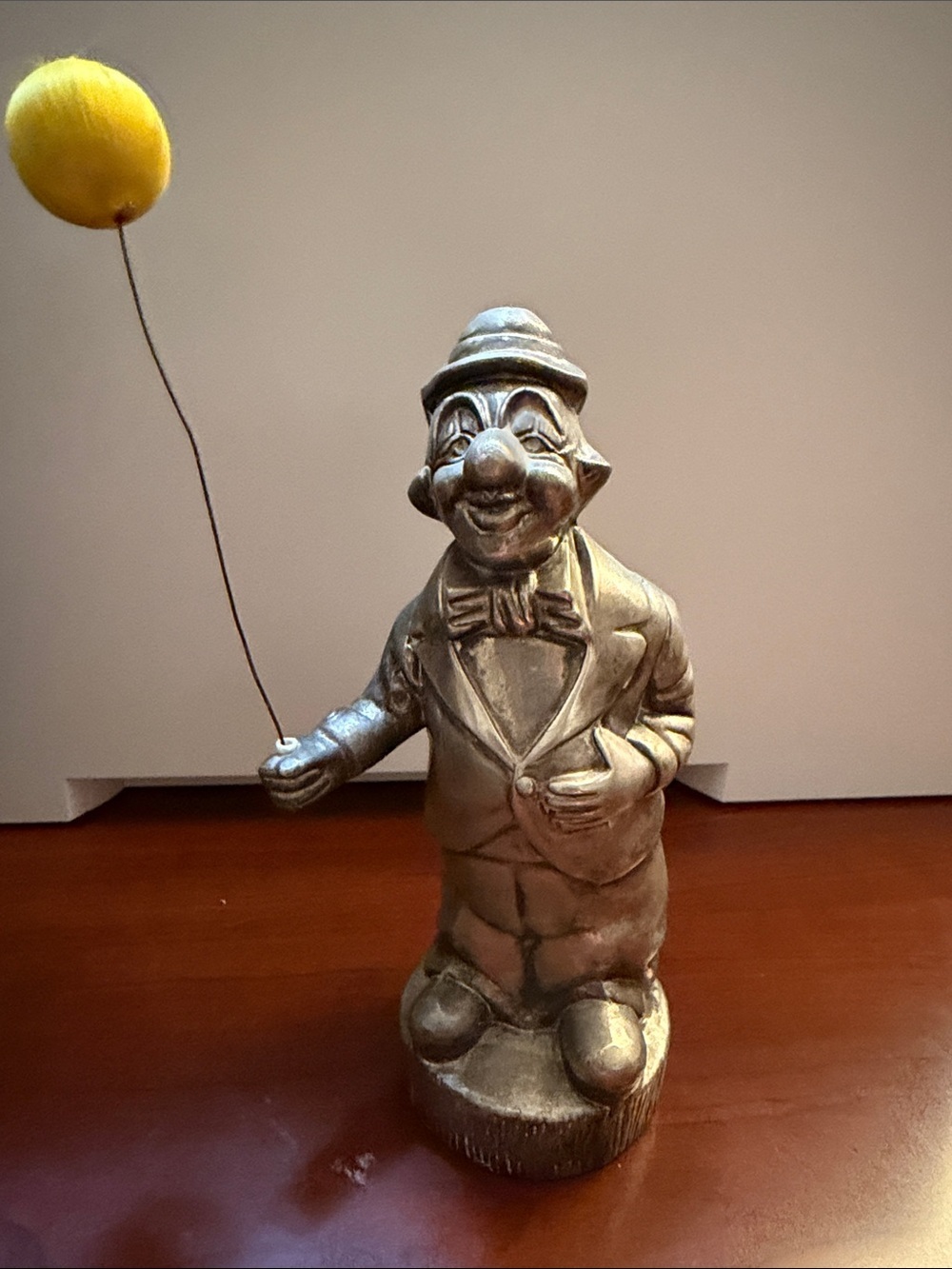 Vintage silver plated LeonardClown Figurine with Yellow Balloon - Home Art Decor